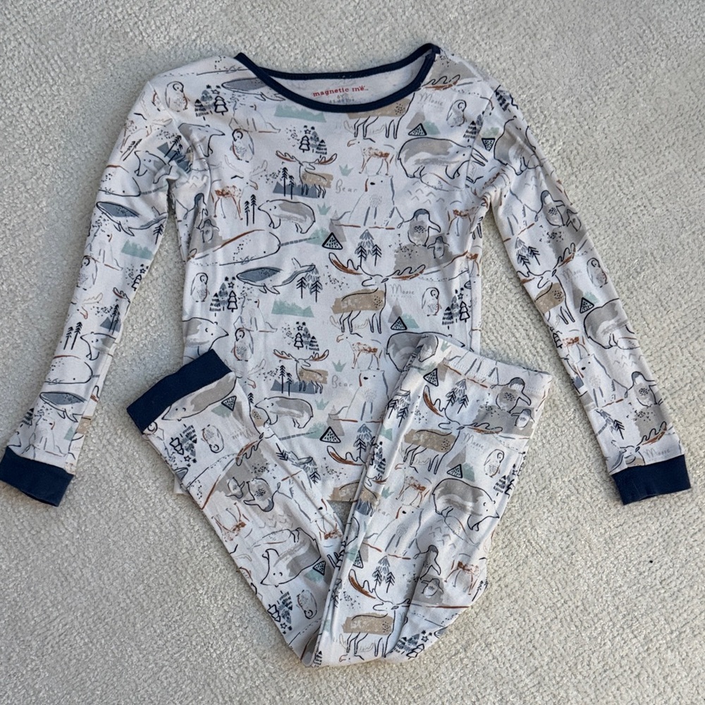Magnetic Me Kids Pajamas - White and Navy Winter Animal Print